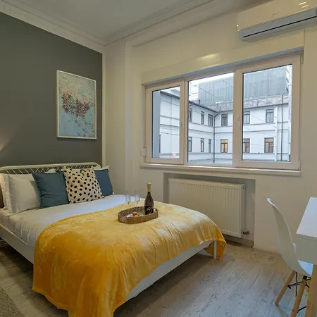 Stylish 2br By Cismigiu Park And Piata Universitatii Bucharest